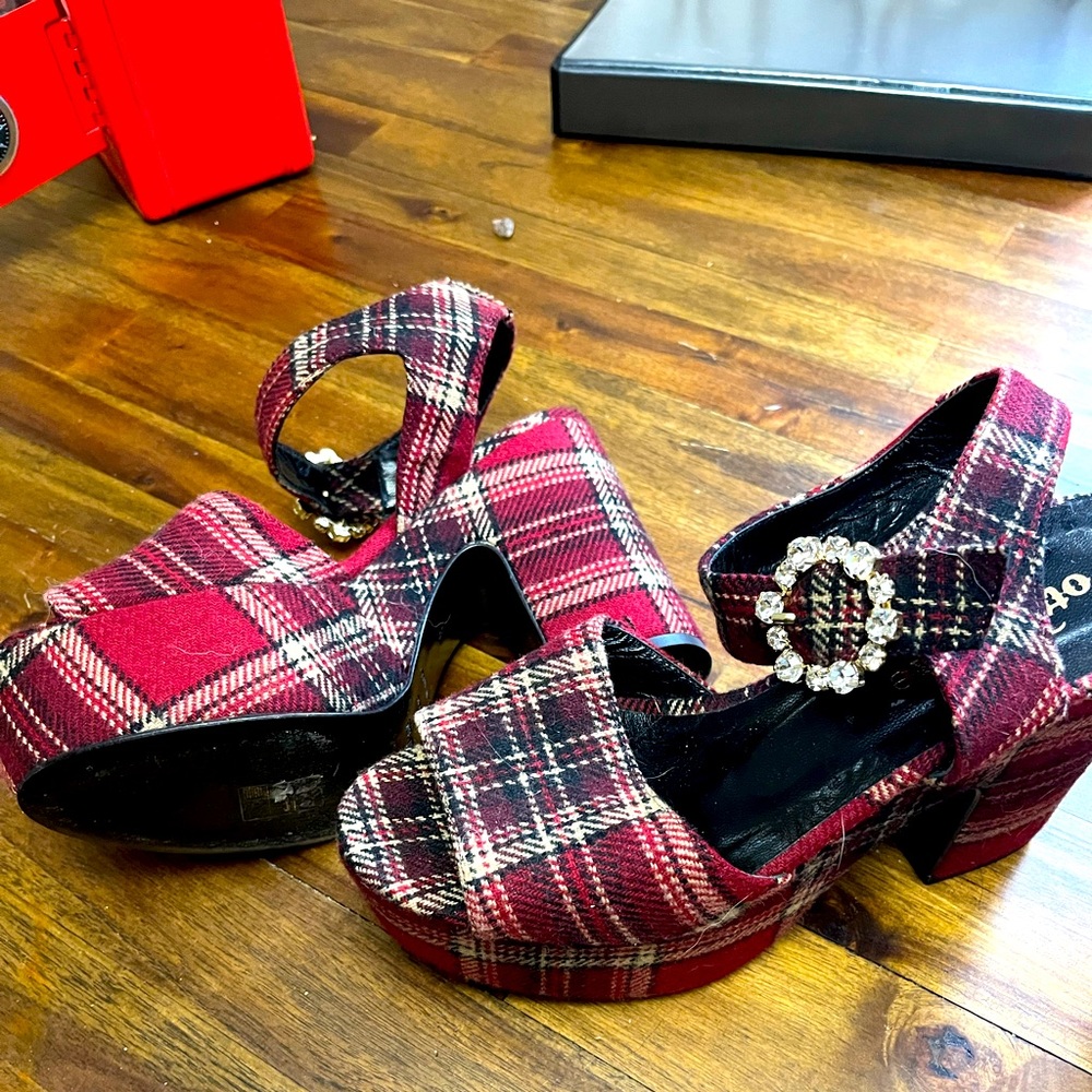 Vintage style wool/flannel red and black and cream plaid platform sandals
